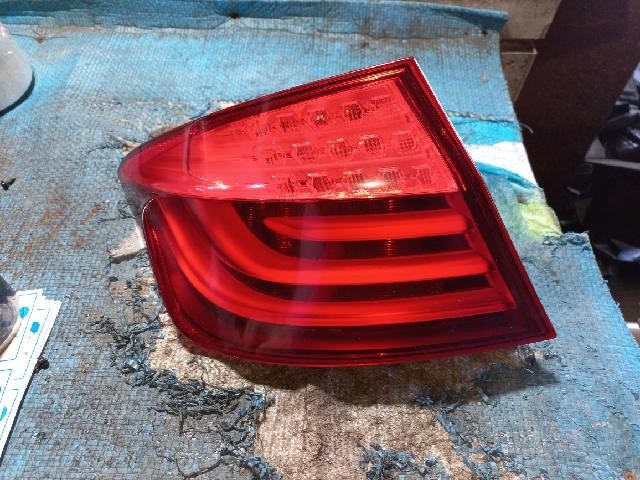 2013 BMW 520d Rear,Left TailLight