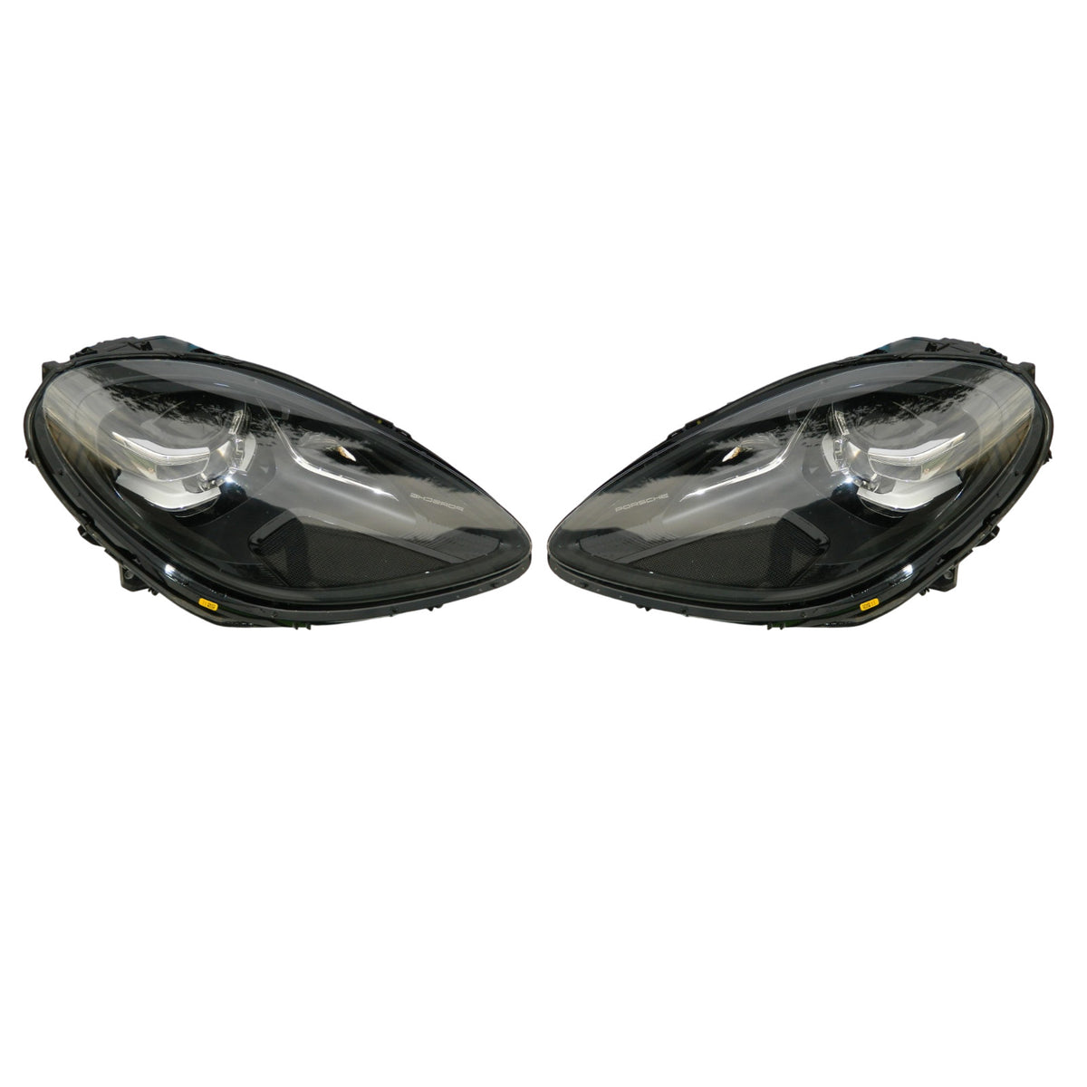 2014-2018 Porsche Macan 95B Pair Genuine Used LED PDLS 95B941009T 95B941010T