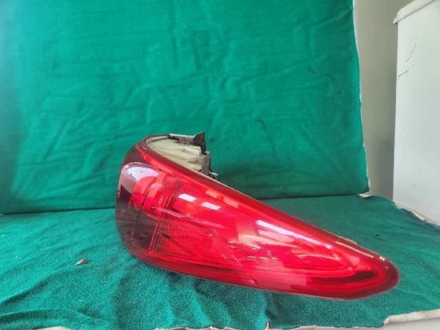 2015 Hyundai YF Sonata Rear,Right TailLight 92402 3S010