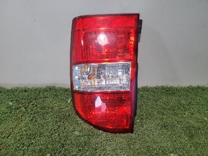 2010 KIA Cedona New Rear,Right TailLight 92402 4D100