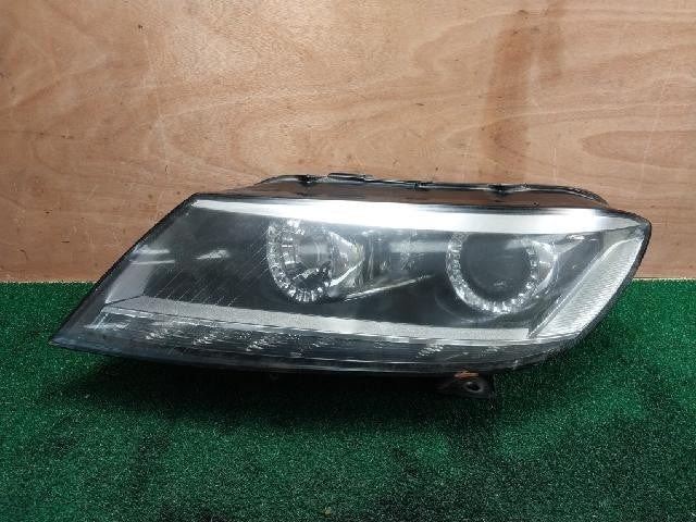 2012 Volkswagen Phaeton Left Xenon Headlight 3D1 941 151 A