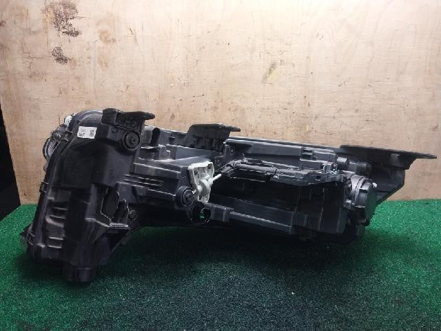 2021 KIA Cedona Carnival 4th Right LED Headlight 92102R0600