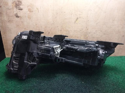 2021 KIA Cedona Carnival 4th Right LED Headlight 92102R0600