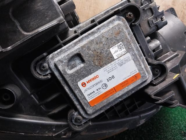 2018 KIA Cedona all new Carnival Right Xenon Headlight 92102-A9