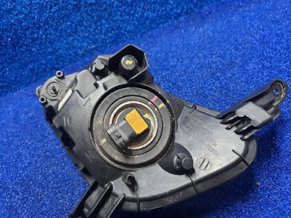 2013 KIA Optima The New K5 Right Fog Light 922022T5