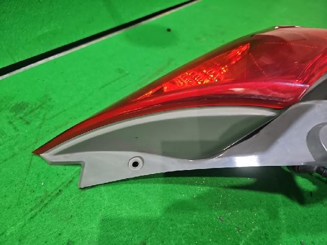 2011 Hyundai Accent Rear,Right Halogen TailLight 92402 1R200