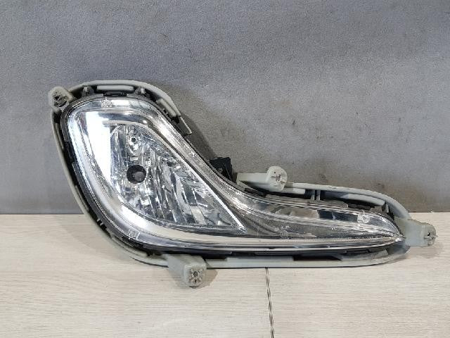 2012 Hyundai Accent RB Right Fog Light 922021R000