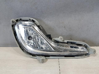 2012 Hyundai Accent RB Right Fog Light 922021R000