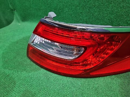 2011 Hyundai Azera Grandeur HG Rear,Right TailLight 92404 3V000