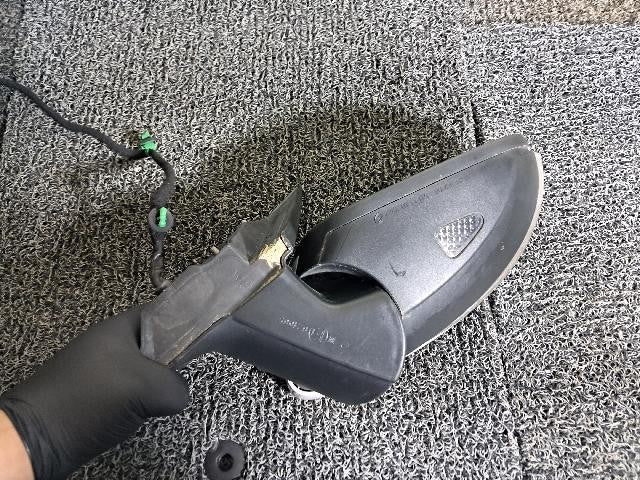 2011 Volkswagen CC Right Side Mirror