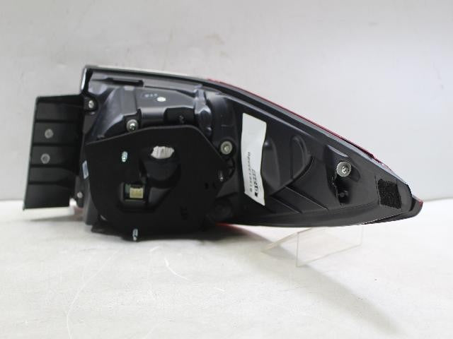 2013 Lexus ES 300h Rear,Left LED TailLight 81561 33580
