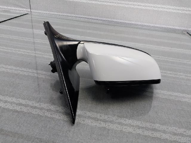 2013 BMW 528i xDrive Right White Side Mirror