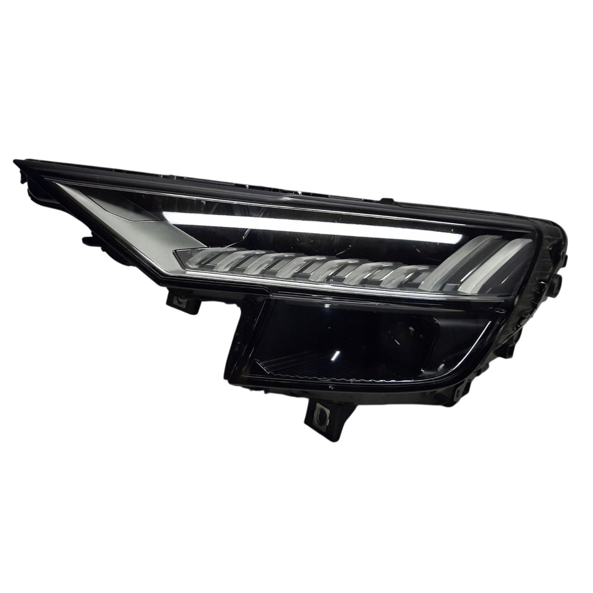 Audi Q8 4M8 LED PAIR USED GENUINE 4M8941035 4M8941036