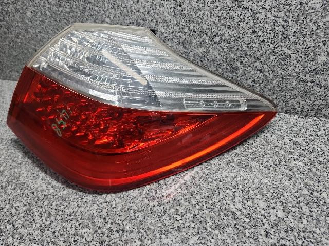 2011 Hyundai Genesis Rear,Right TailLight 92402 3M060