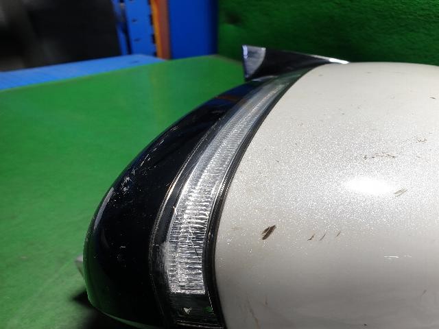 2015 KIA Cedona all new Carnival Left White Side Mirror