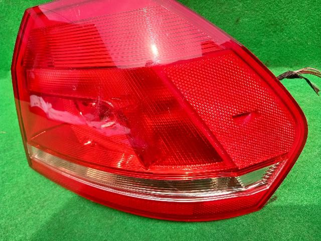 2013 Volkswagen The New Passat TDI Rear,Right TailLight 561945096E