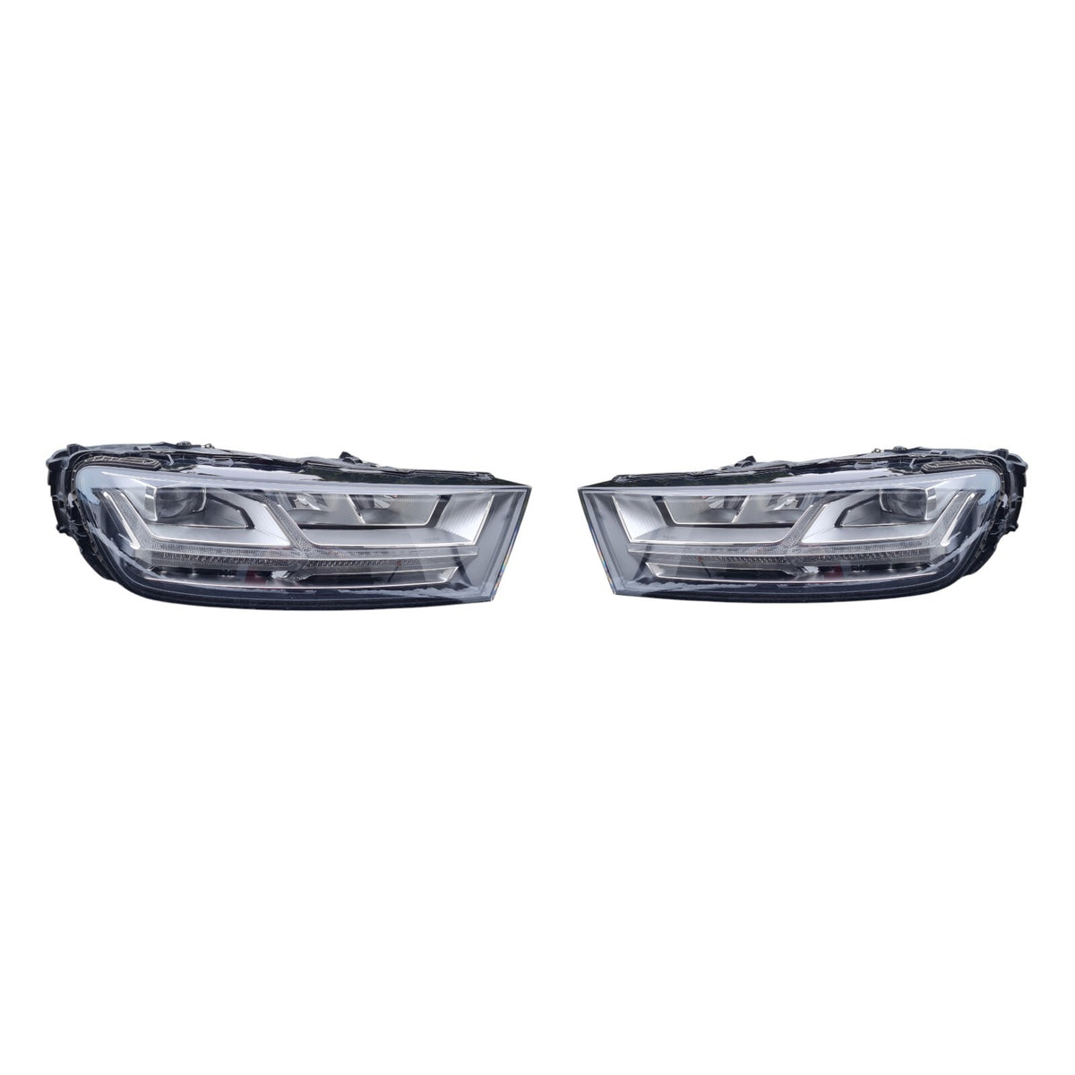 Audi Q7 4M 2nd generation LED PAIR USED GENUINE 4M0941033 4M0941034