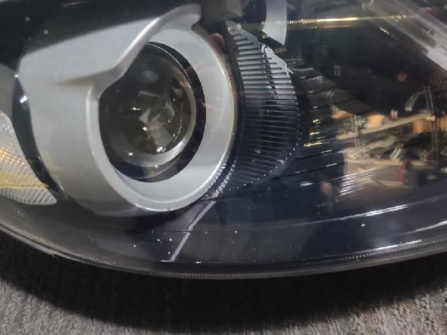 2017 KIA Cedona all new Carnival Right Xenon Headlight 92102 A9430