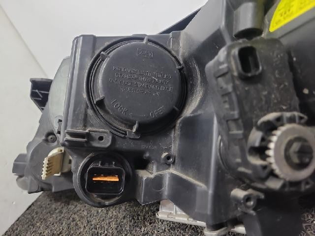 2013 KIA Optima K5 Hybrid Right Xenon Headlight 92102 4U010