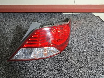 2012 Hyundai New Accent Rear,Right TailLight 92402 1R000