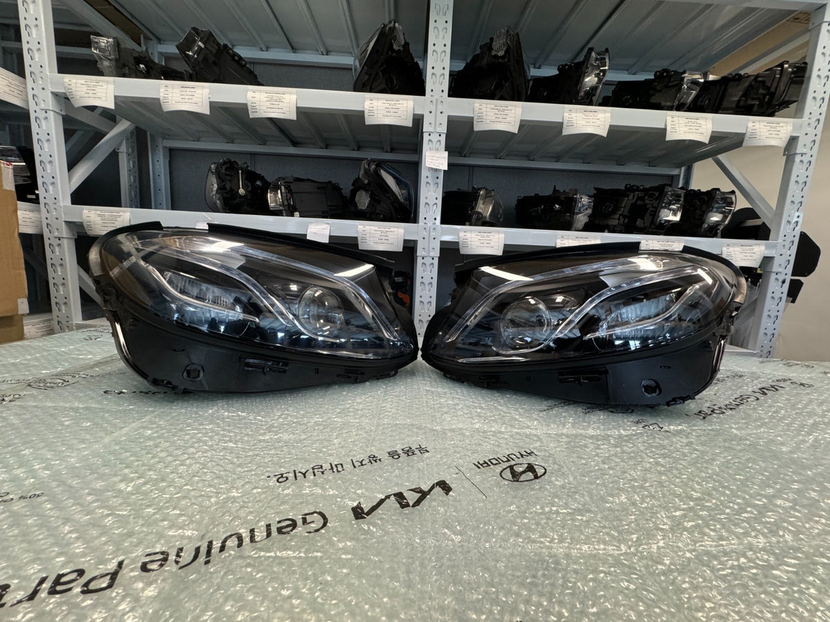 Mercedes-Benz E-class 2016-2020 PAIR Headlight Used OEM A2139069504 A2139069604
