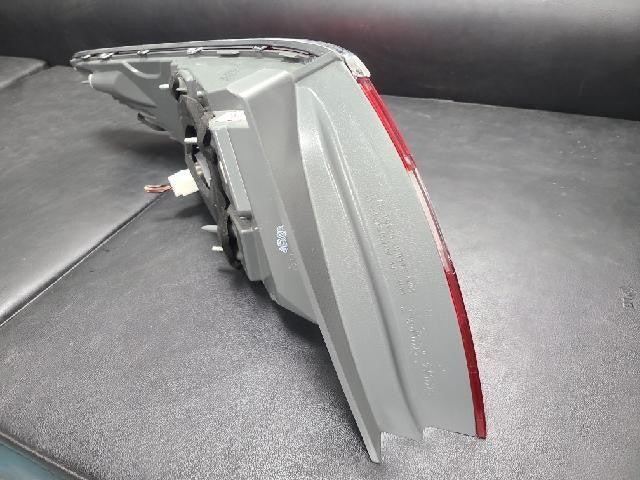 2014 Hyundai Azera Grandeur HG Rear,Right TailLight 92404 3V01
