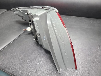 2014 Hyundai Azera Grandeur HG Rear,Right TailLight 92404 3V01