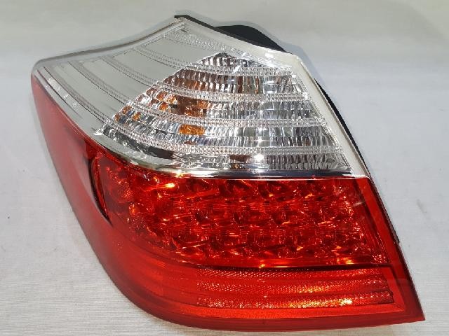 2010 Hyundai Genesis BH330 Luxury Rear,Left LED TailLight 924013M0