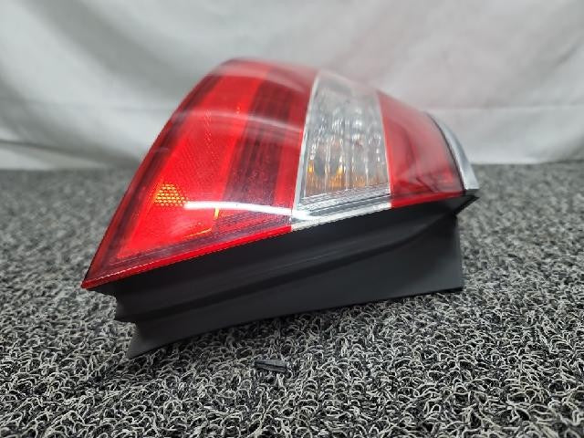 2013 Hyundai Azera Grandeur HG Rear,Left TailLight 92401 3V301