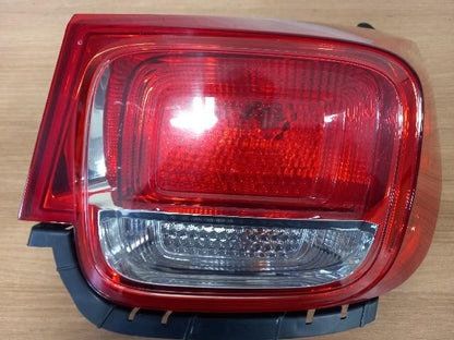 2011 Chevrolet Malibu Rear,Right TailLight 325920376