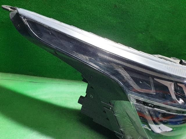 2019 KIA Seltos Right LED Headlight