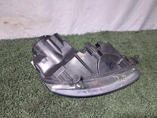 2011 Volkswagen TDI Left Headlight
