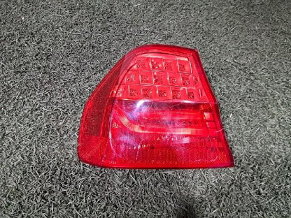 2011 BMW 320d Rear,Left TailLight