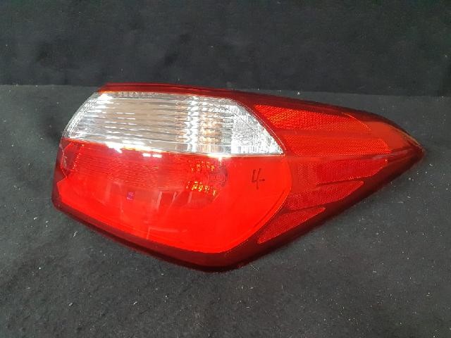 2013 KIA Forte Cerato K3 Rear,Right TailLight 92402 A7000