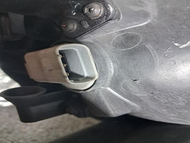 2013 KIA Cedona Grand Carnival R Left Headlight 924014D0
