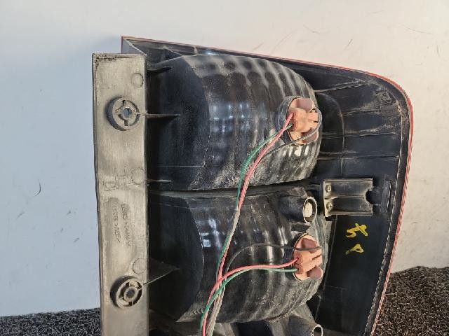 2011 KIA Cedona R Grand GX Rear,Left TailLight 92401 4J000
