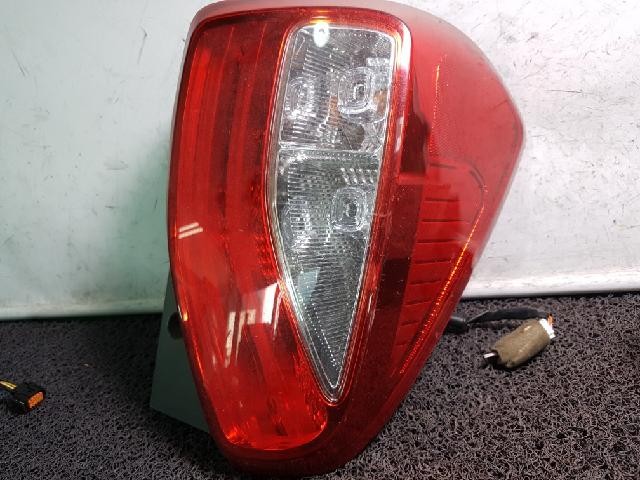 2013 KIA Ray Rear,Right Halogen TailLight 92402 A3000