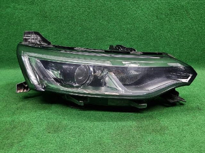 2017 Renault Talisman SM6 Right Headlight 260105427R