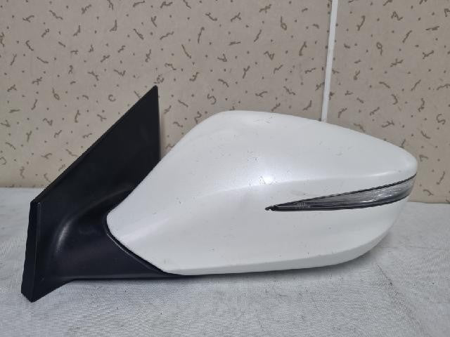 2013 Hyundai YF Sonata The Brilliant Left Side Mirror 876103S240