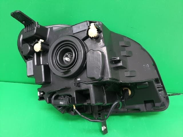 2015 Chevrolet Orlando Left Headlight