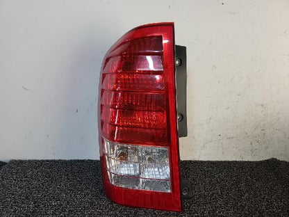 2011 KIA Cedona R Grand GX Rear,Left TailLight 92401 4J000