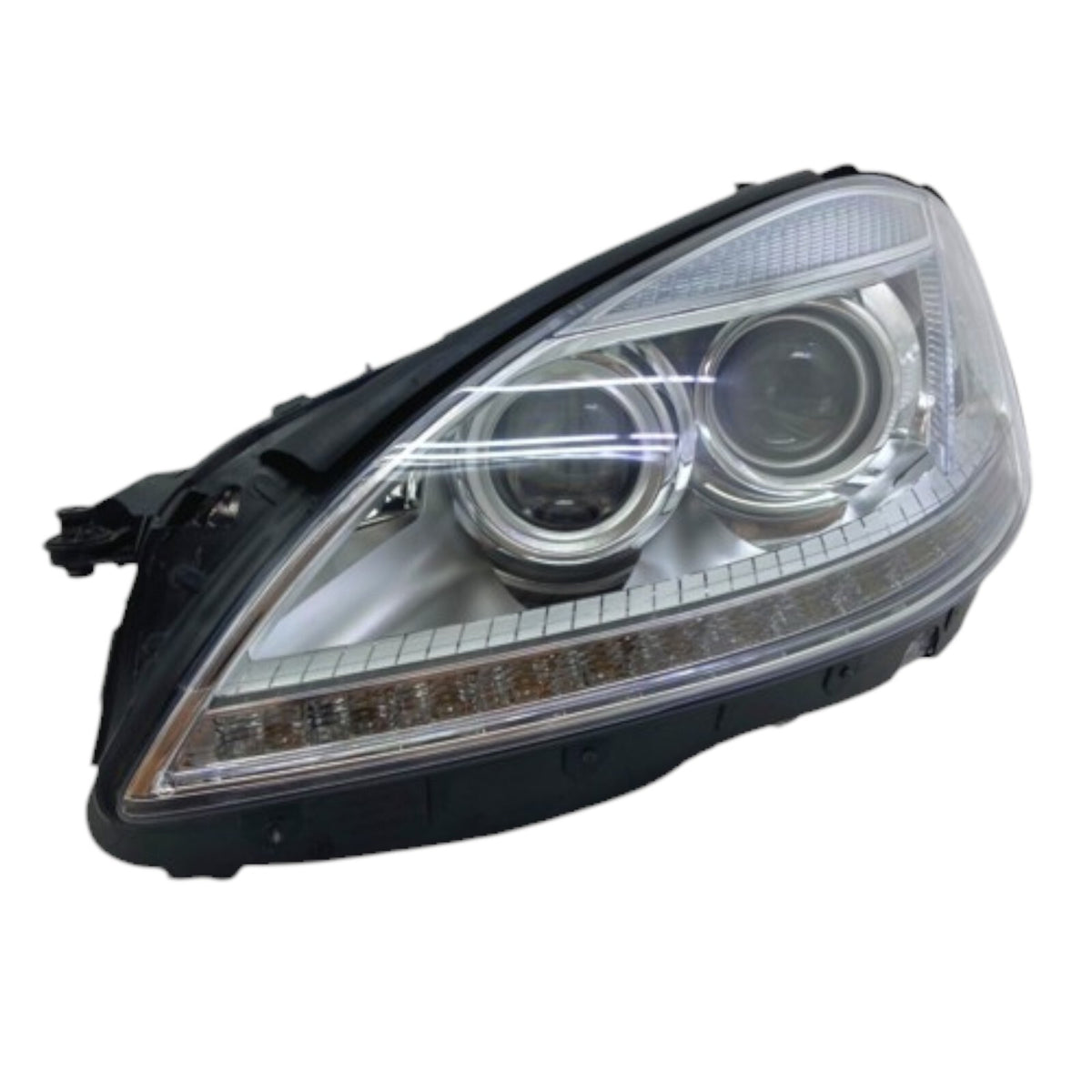 Mercedes-Benz S-Class W221 FL Xenon LEFT USED GENUINE A2218207339