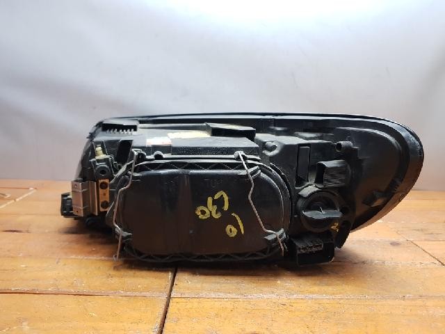 2010 Volvo C30 Right Halogen Headlight