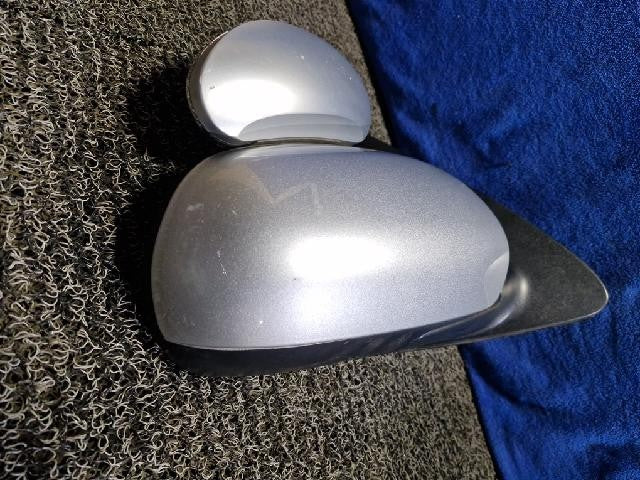 2010 KIA Cerato Forte LPI Right Silver Side Mirror 87620 1M6103D
