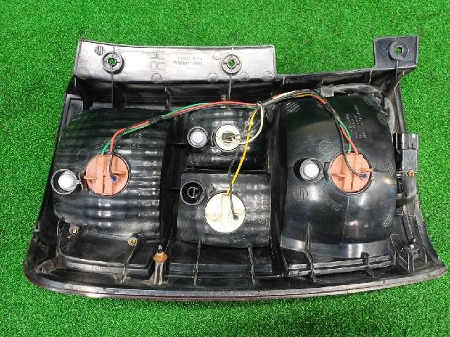 2013 KIA Cedona R New GLX Rear,Right TailLight 92402-4D1