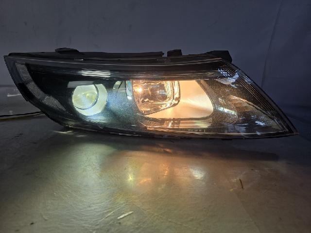 2014 KIA Optima The New K5 Right LED Headlight 921022T500