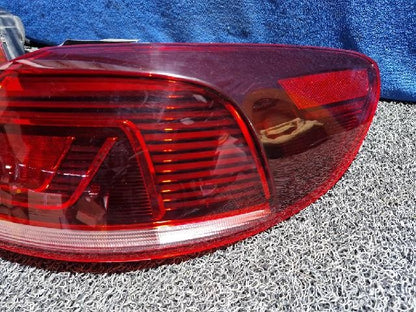 2014 Volkswagen CC Rear,Right TailLight 3C8945208T