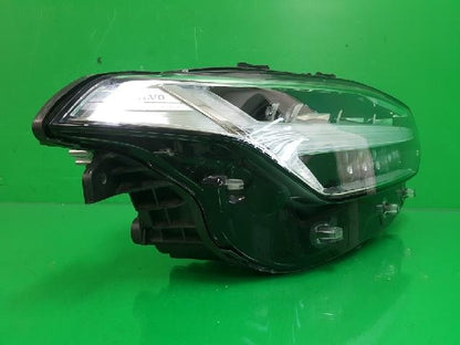2021 Volvo XC90 Right Headlight 32342483