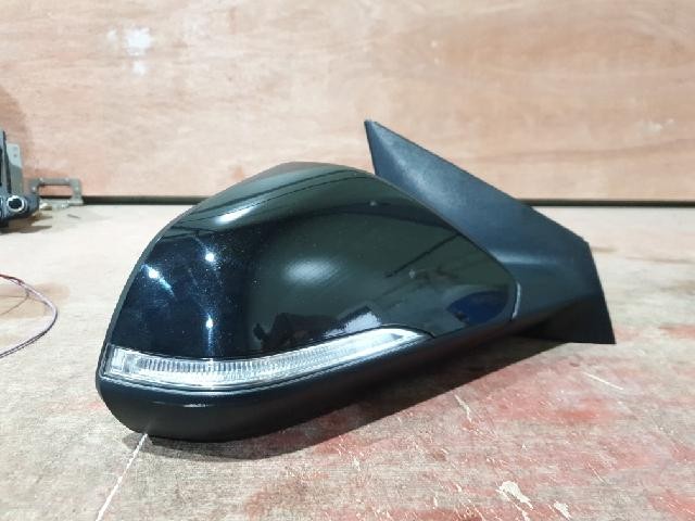 2014 Hyundai LF Sonata Right Black Side Mirror 87620-C1020