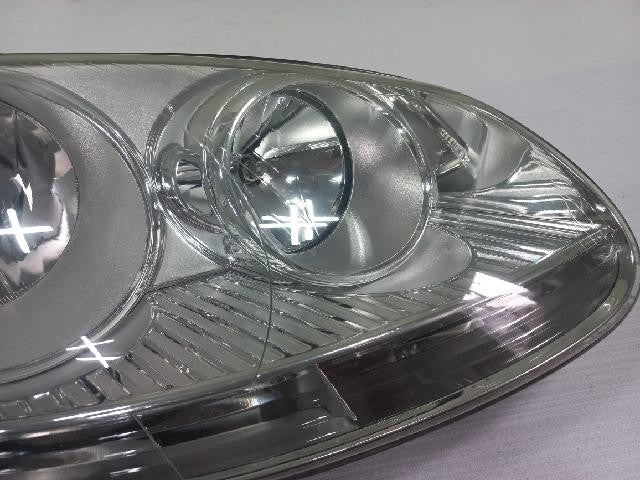 2011 Volkswagen Jetta TDI Right Headlight 1K6941006P